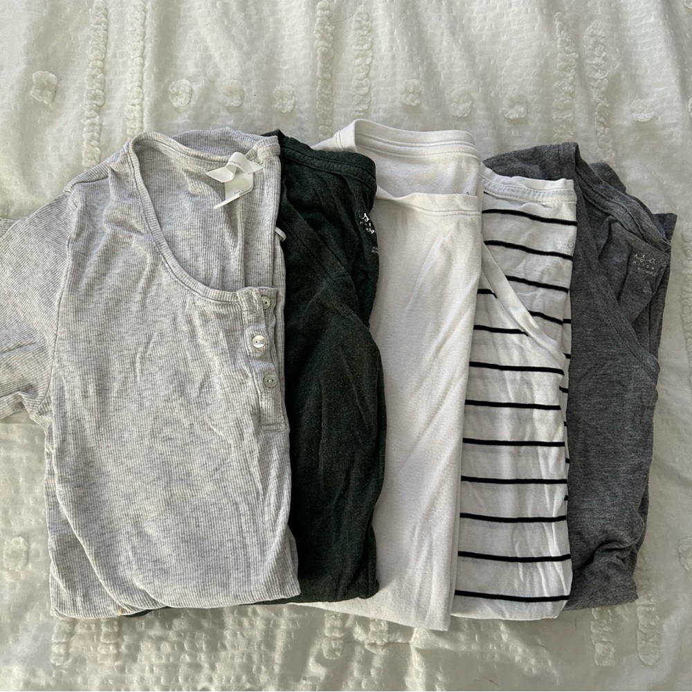 Maternity basics bundle: t shirts